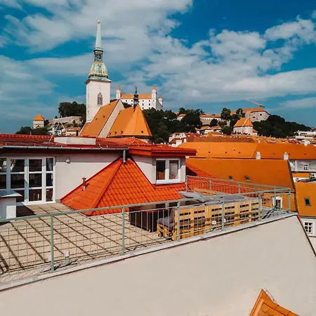 Majestic Views From A 60M2 Private Terrace - Castle, Cathedral, Old Town Apartment Bratislava Exterior photo