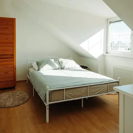 Majestic Views From A 60M2 Private Terrace - Castle, Cathedral, Old Town Apartment Bratislava Exterior photo