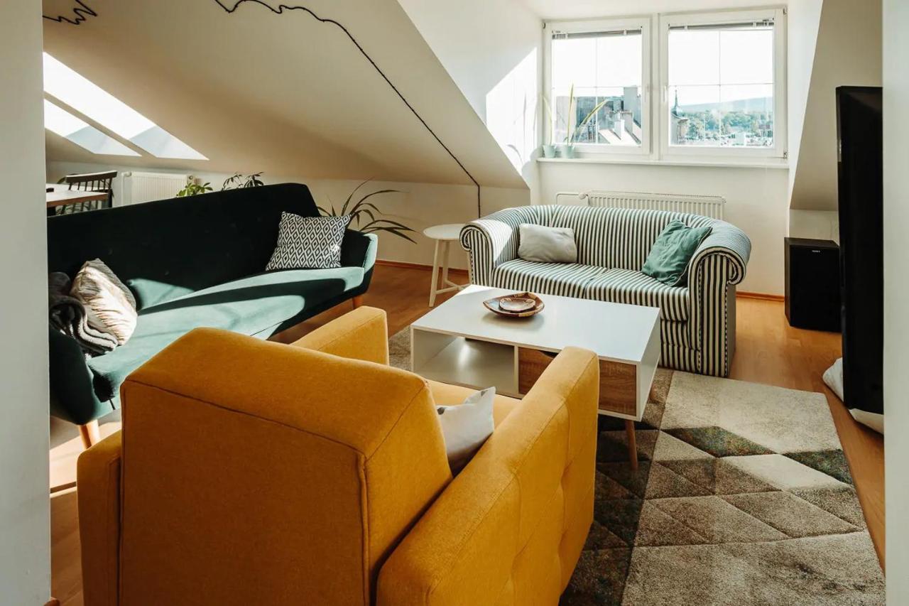 Apartment Majestic Views From A 60m2 Private Terrace - Castle, Cathedral, Old Town *
